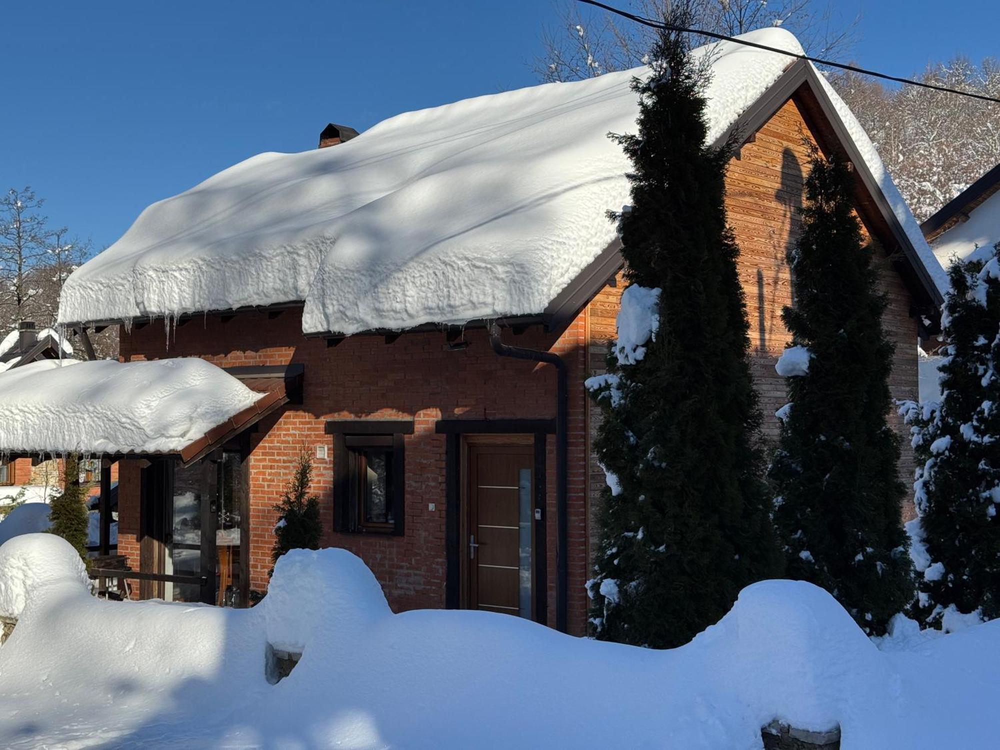 Villa Alpina Brezovice Esterno foto